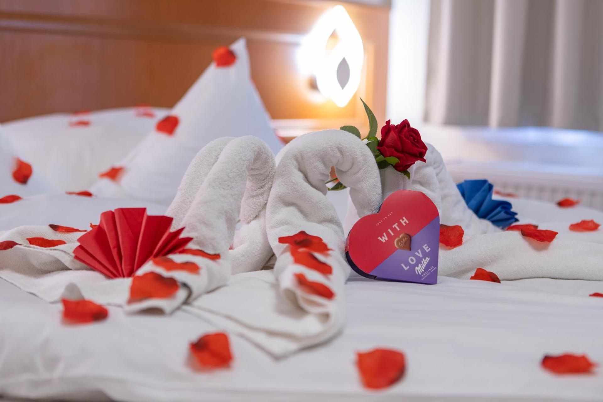 Szinbad Hotel Pécs Eksteriør billede